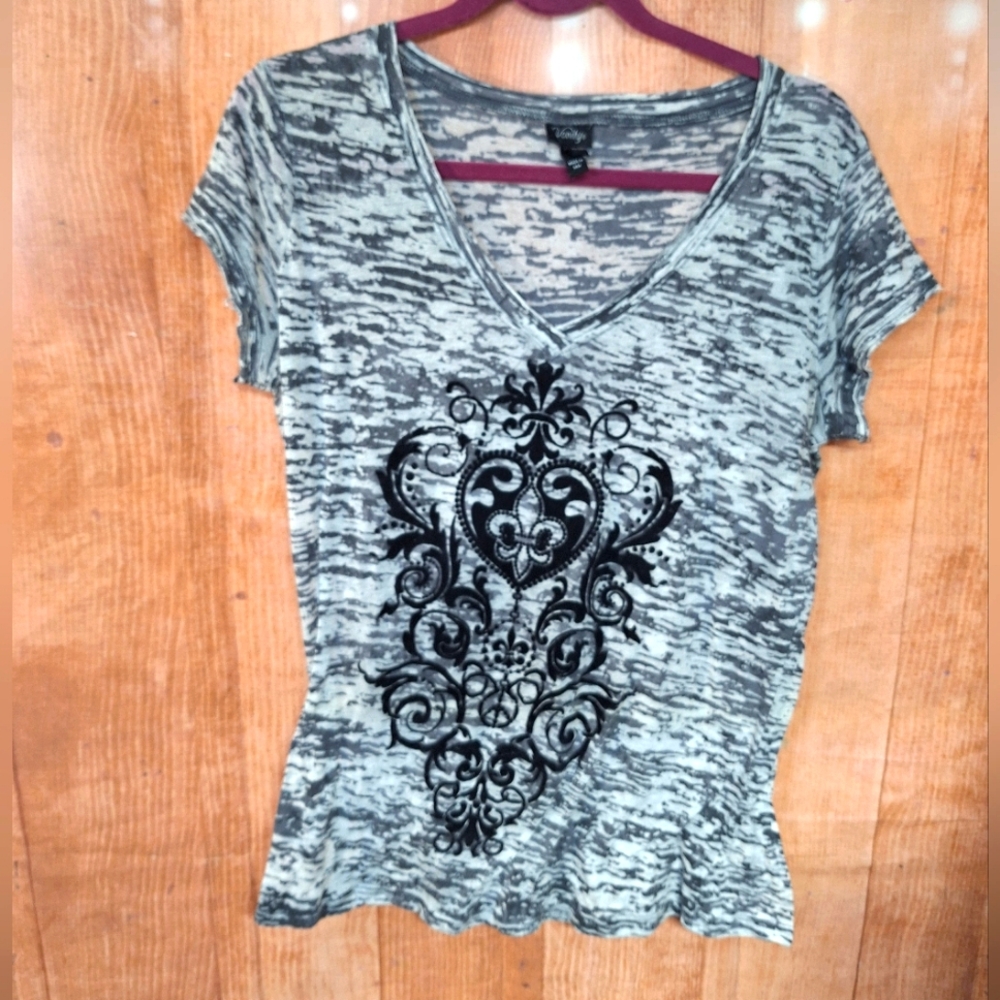 Vanity size 2X gray v-neck t-shirt